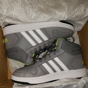 Boys Adidas hoops mid 2.0